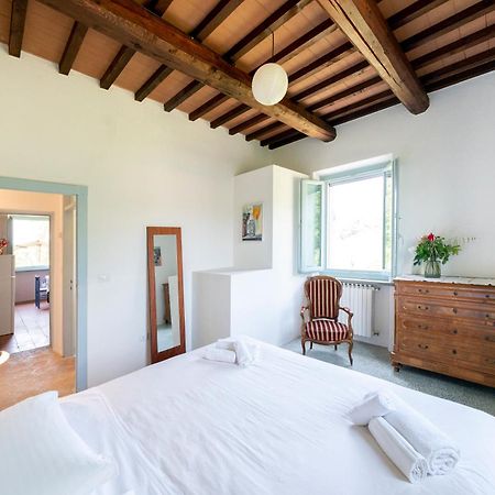 Agriturismo Brocca Tuoro sul Trasimeno Luaran gambar