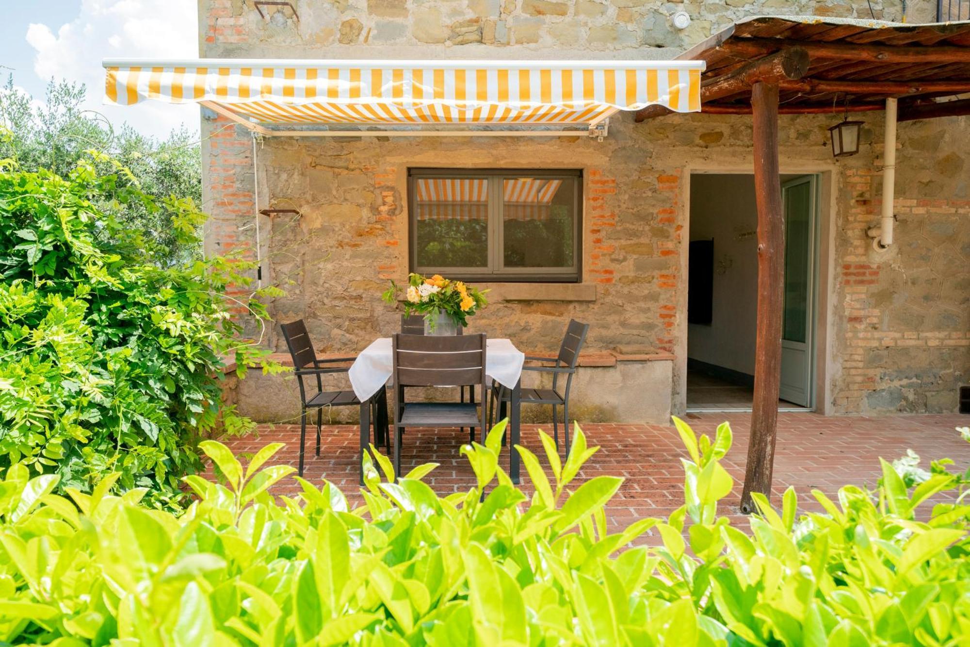Agriturismo Brocca Tuoro sul Trasimeno Luaran gambar